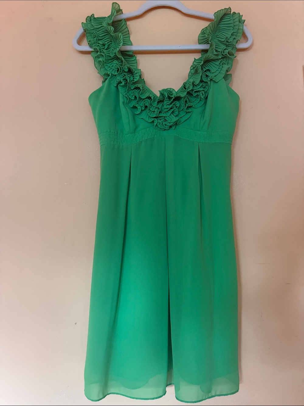 Charming Lilly Pulitzer Kelly Green Chiffon Ruffle Dress Size 4